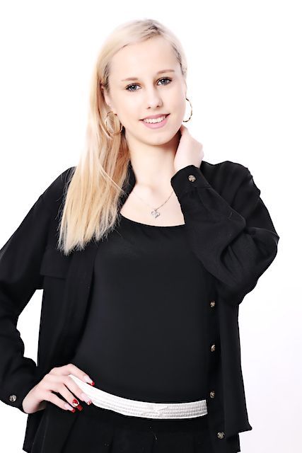 Sara M. 1