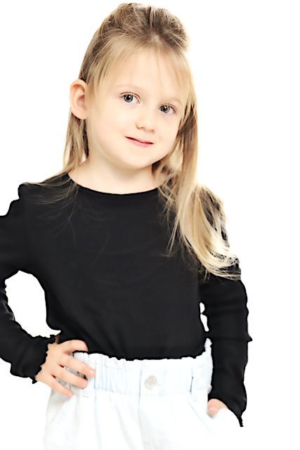 Laura T. 1